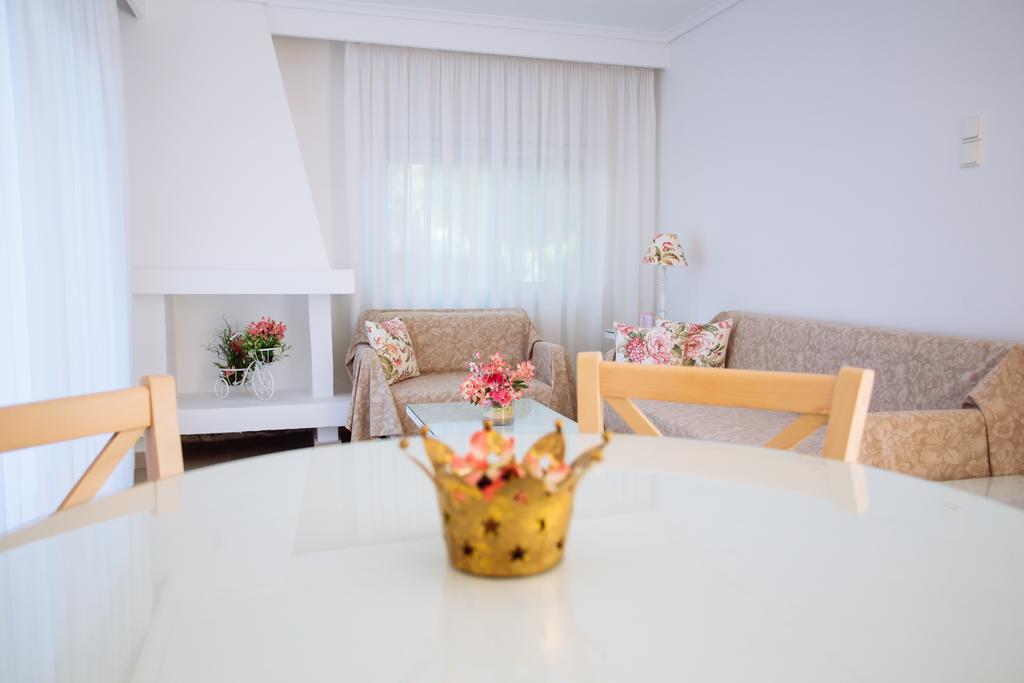 Villa Kiza Apartments Agía Triás Ngoại thất bức ảnh